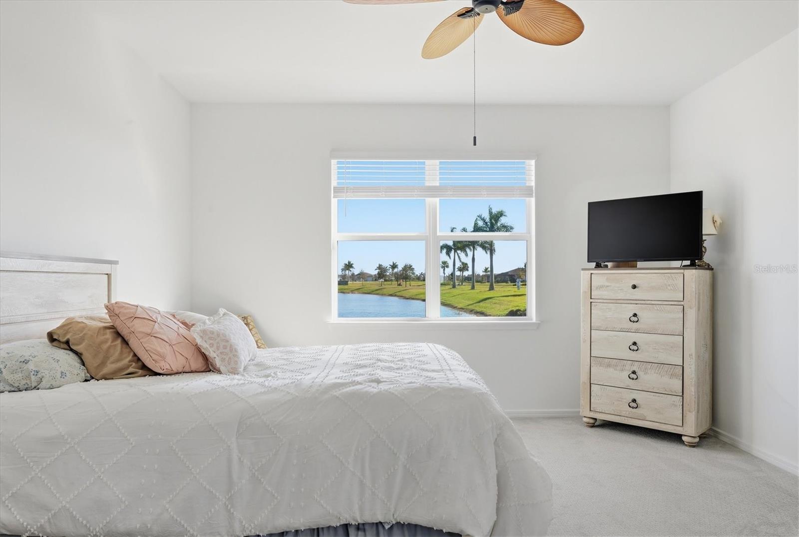 8705 Coastal Key Way Property Photo 14