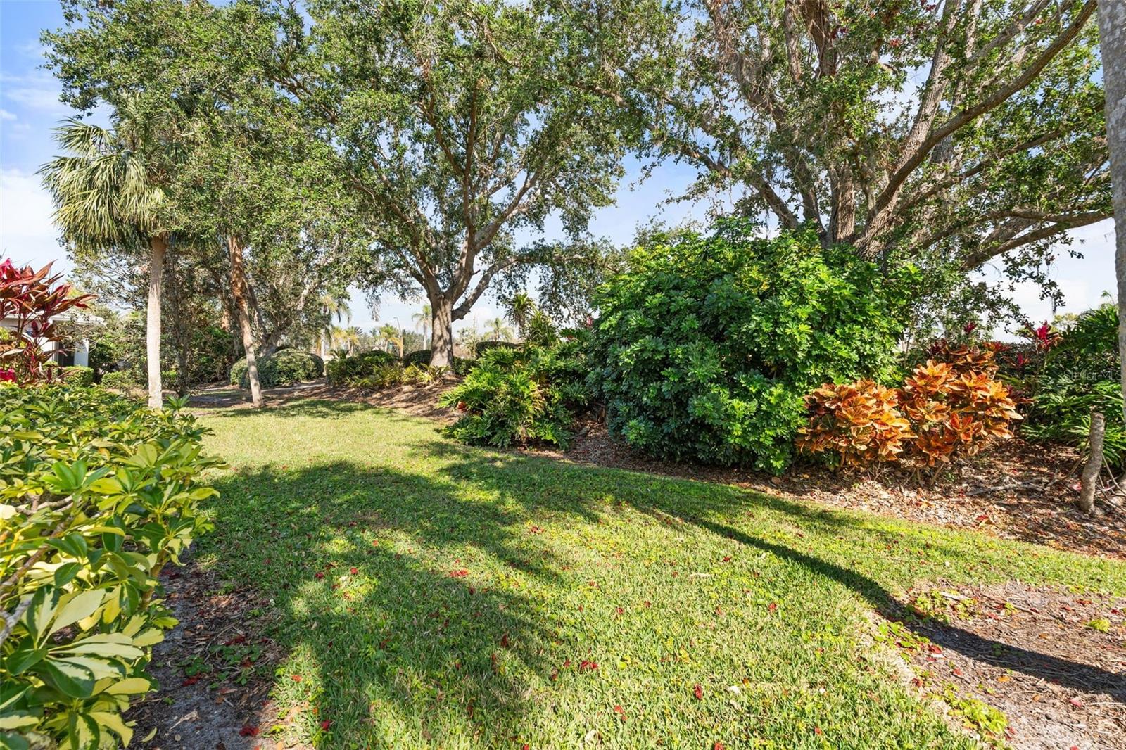 905 Barclay Ct Property Photo 37