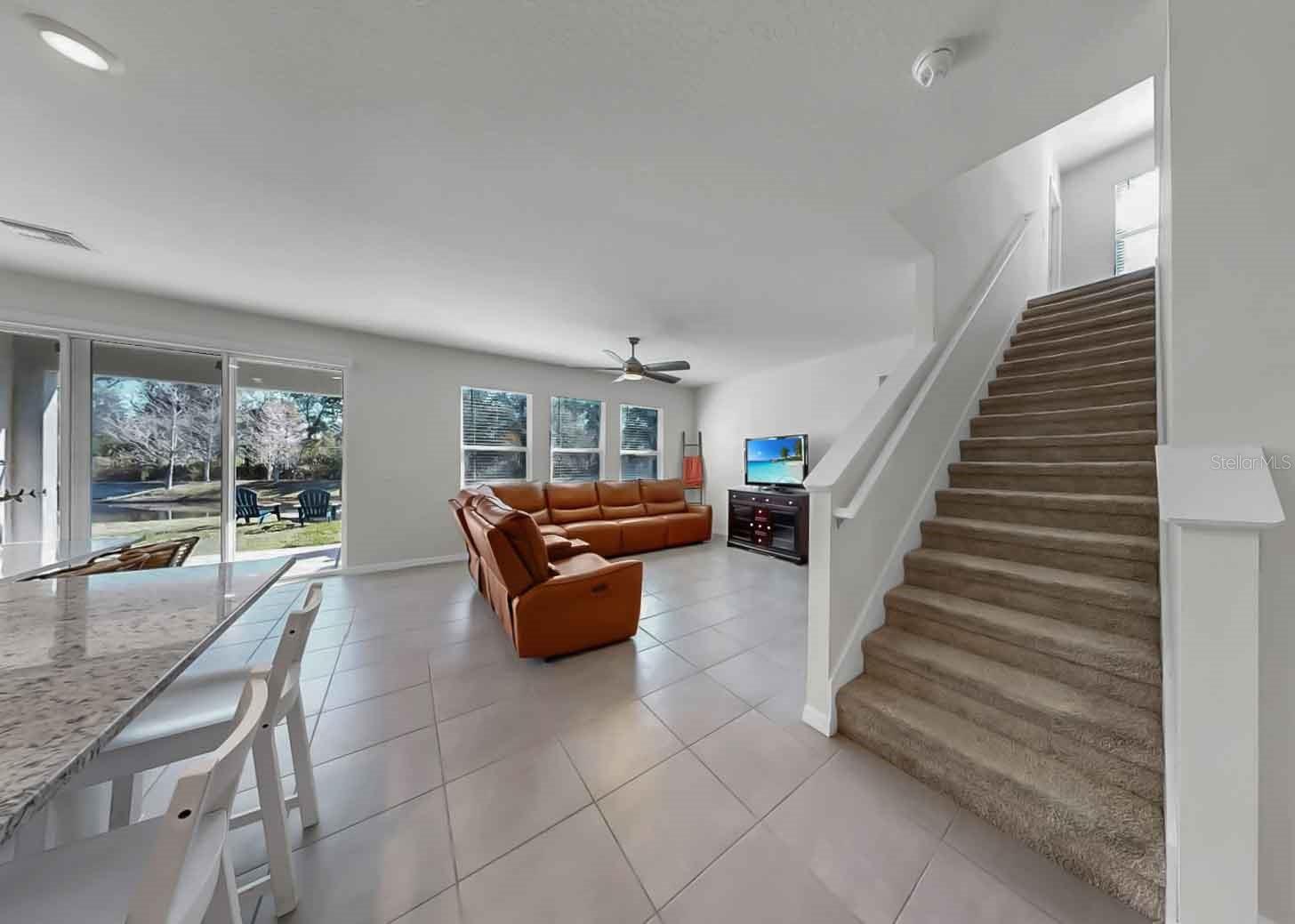 16454 Woodside Gln Property Photo 14