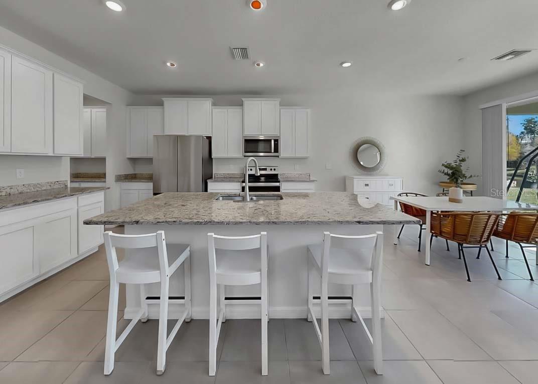 16454 Woodside Gln Property Photo 16