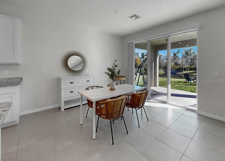 16454 Woodside Gln Property Photo 21