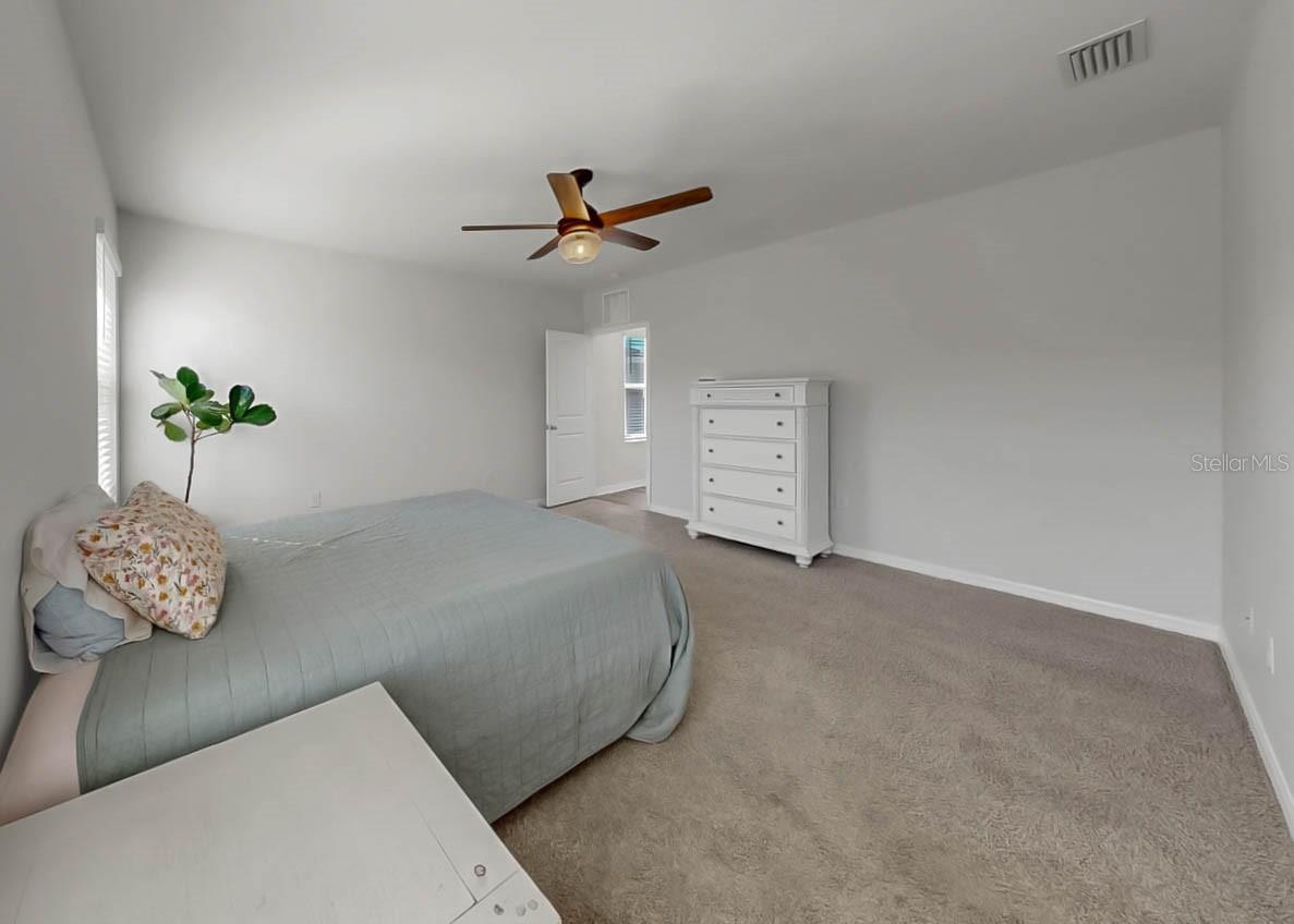 16454 Woodside Gln Property Photo 33