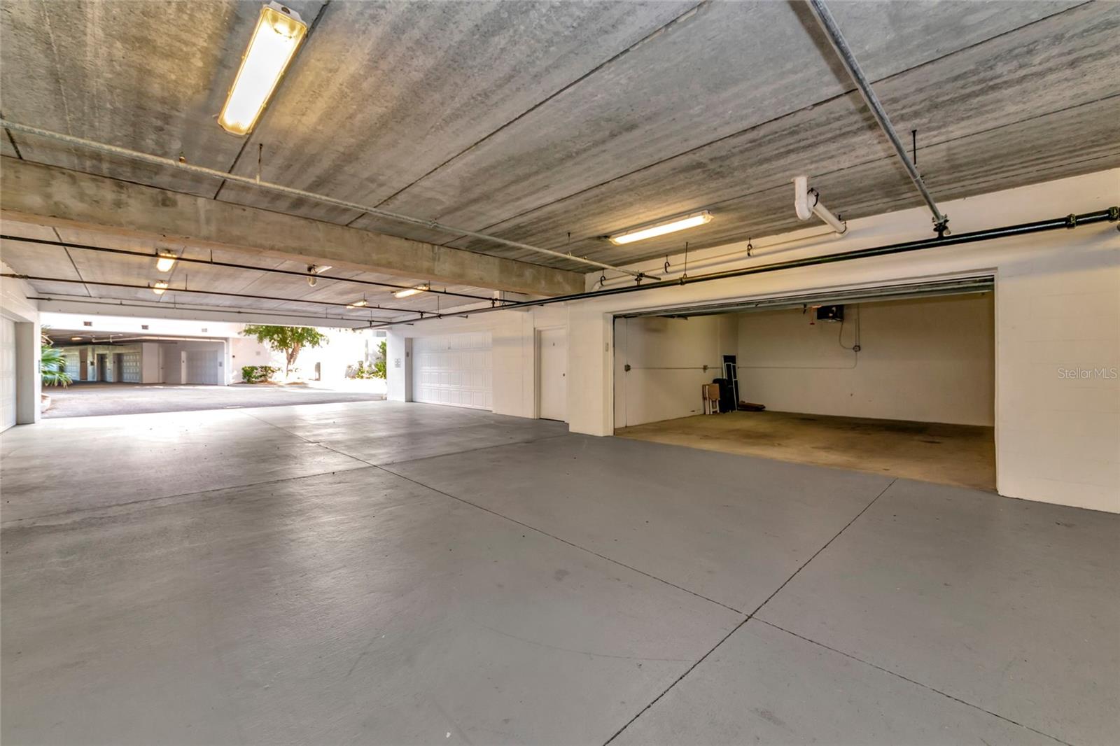 242 Hidden Bay Dr #602 Property Photo 24