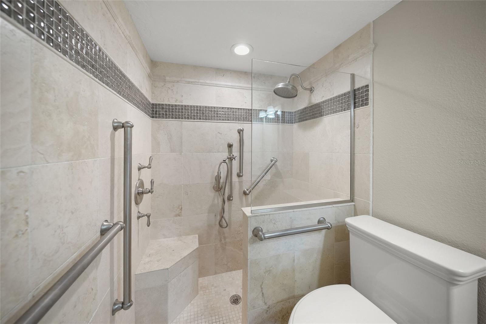 5740 Midnight Pass Rd #104f Property Photo 26