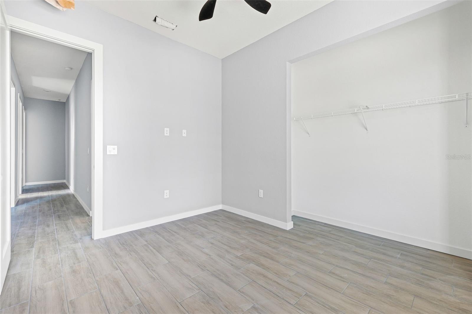 6137 Grove Blvd Property Photo 33