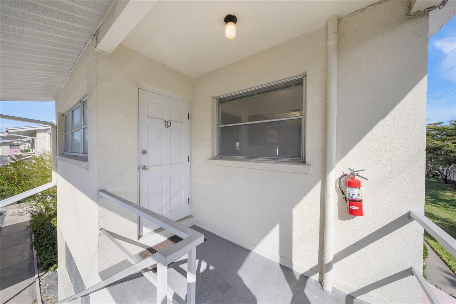 2507 Beneva Rd #10 Property Photo 3