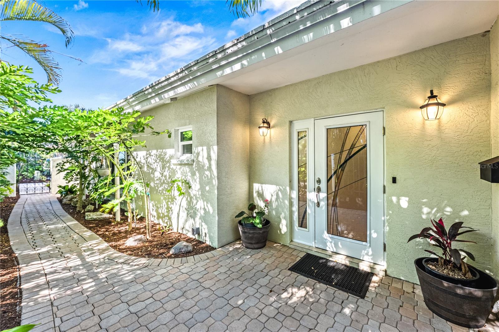 1320 Moonmist Dr #b-11 Property Photo 1