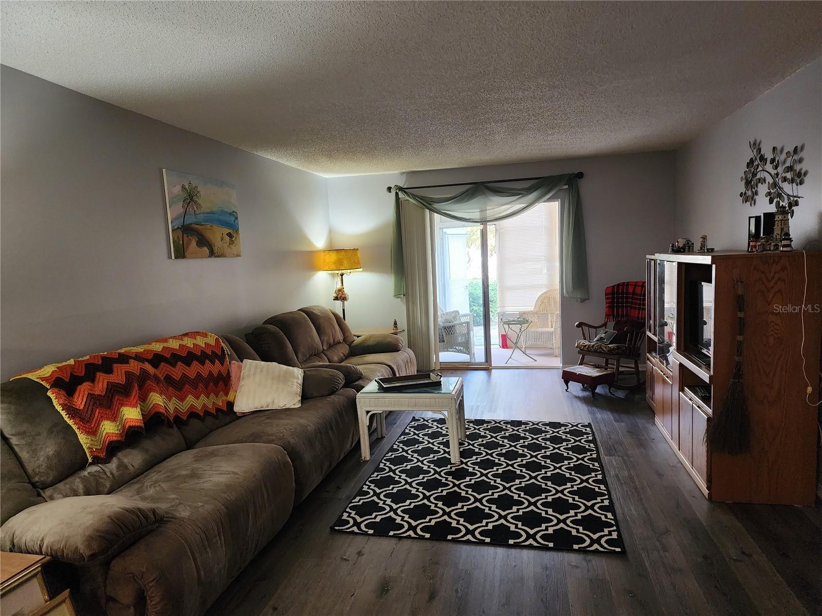 3064 Lake Bayshore Dr #115 Property Photo 6