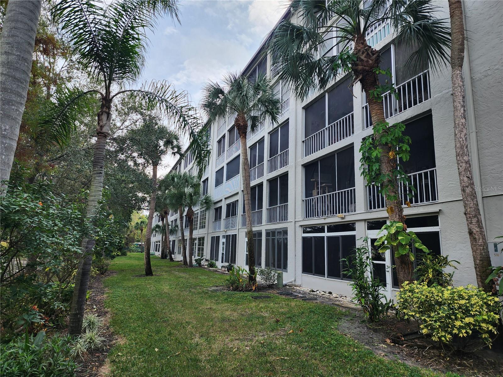 3064 Lake Bayshore Dr #115 Property Photo 13