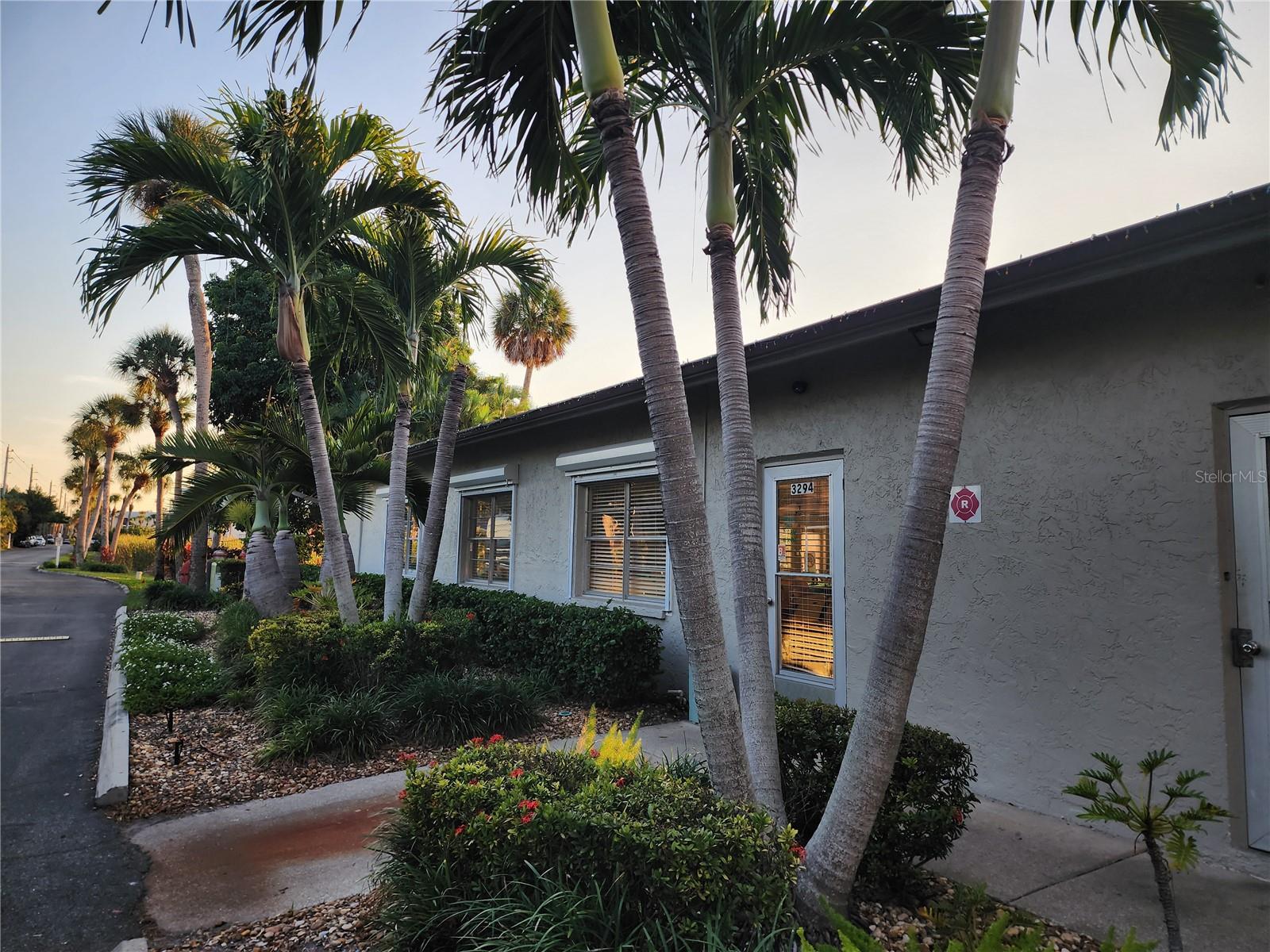 3064 Lake Bayshore Dr #115 Property Photo 16