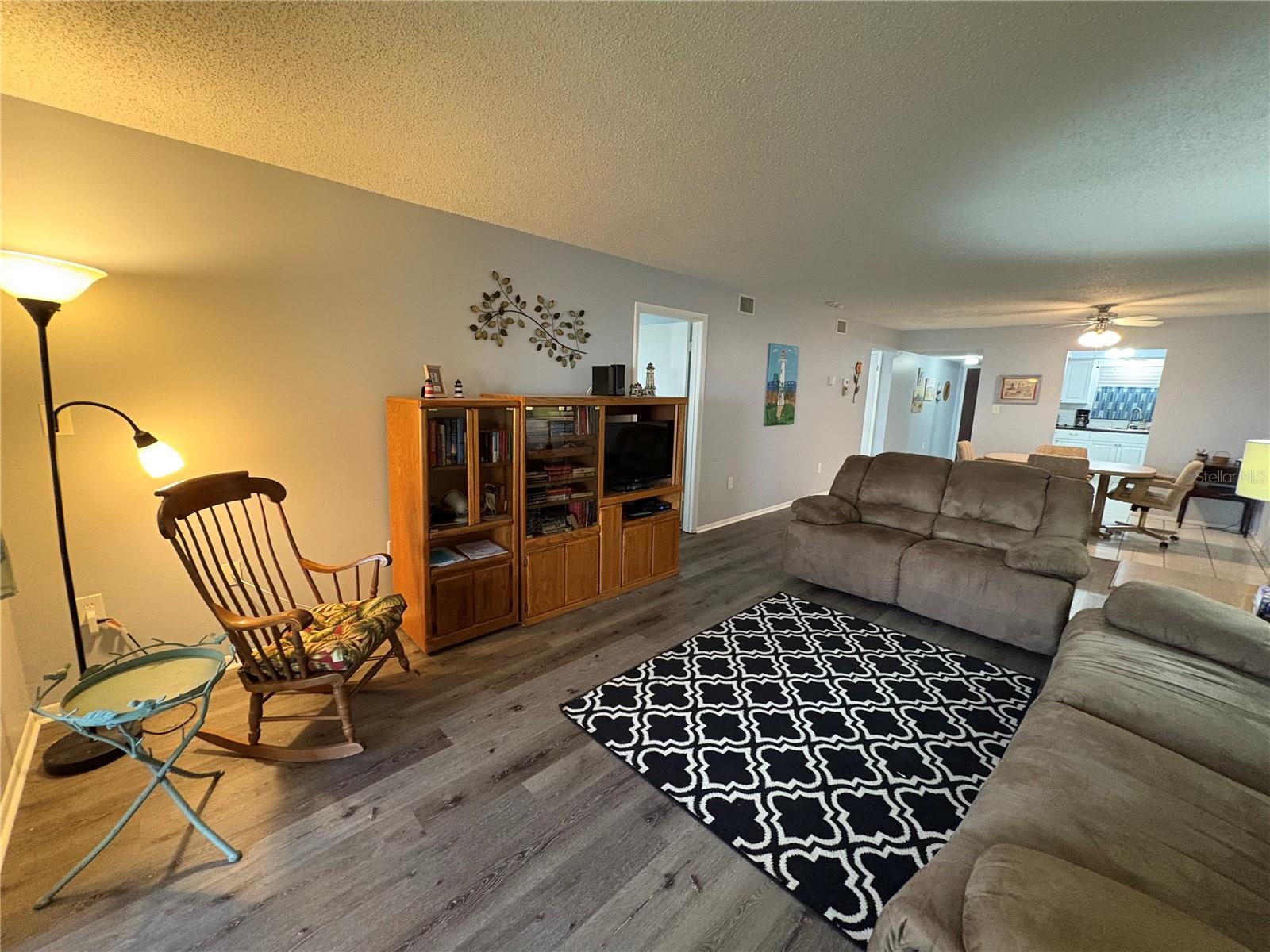 3064 Lake Bayshore Dr #115 Property Photo 22