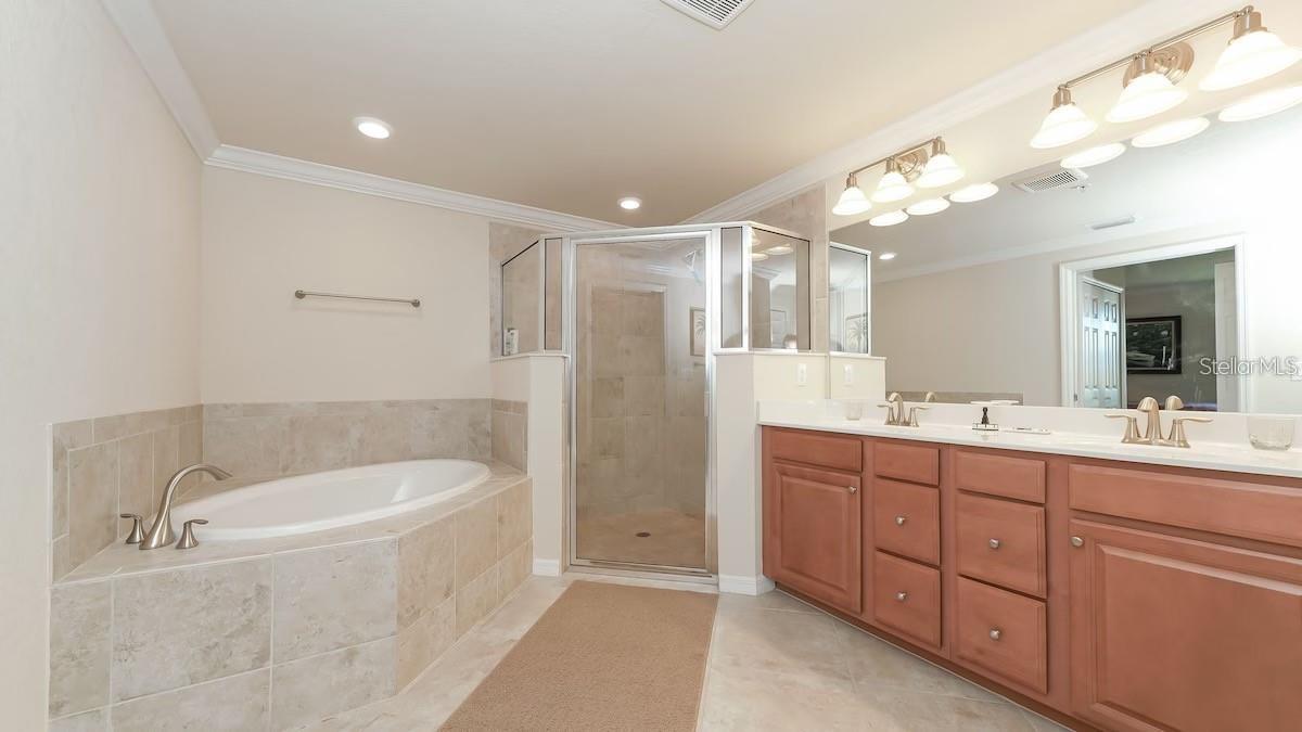 6614 Grand Estuary Trl #101 Property Photo 8