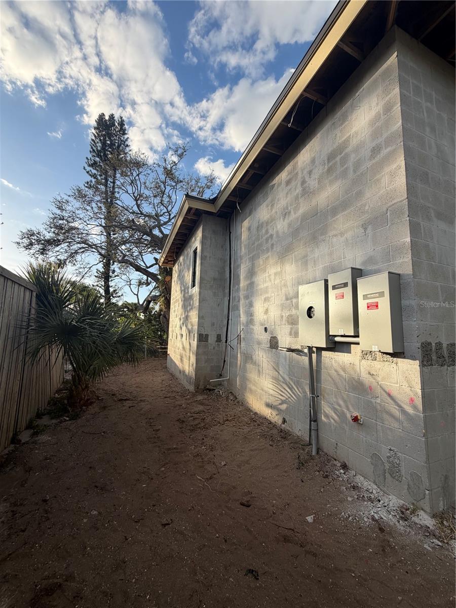 4644 Higel Ave Property Photo 40