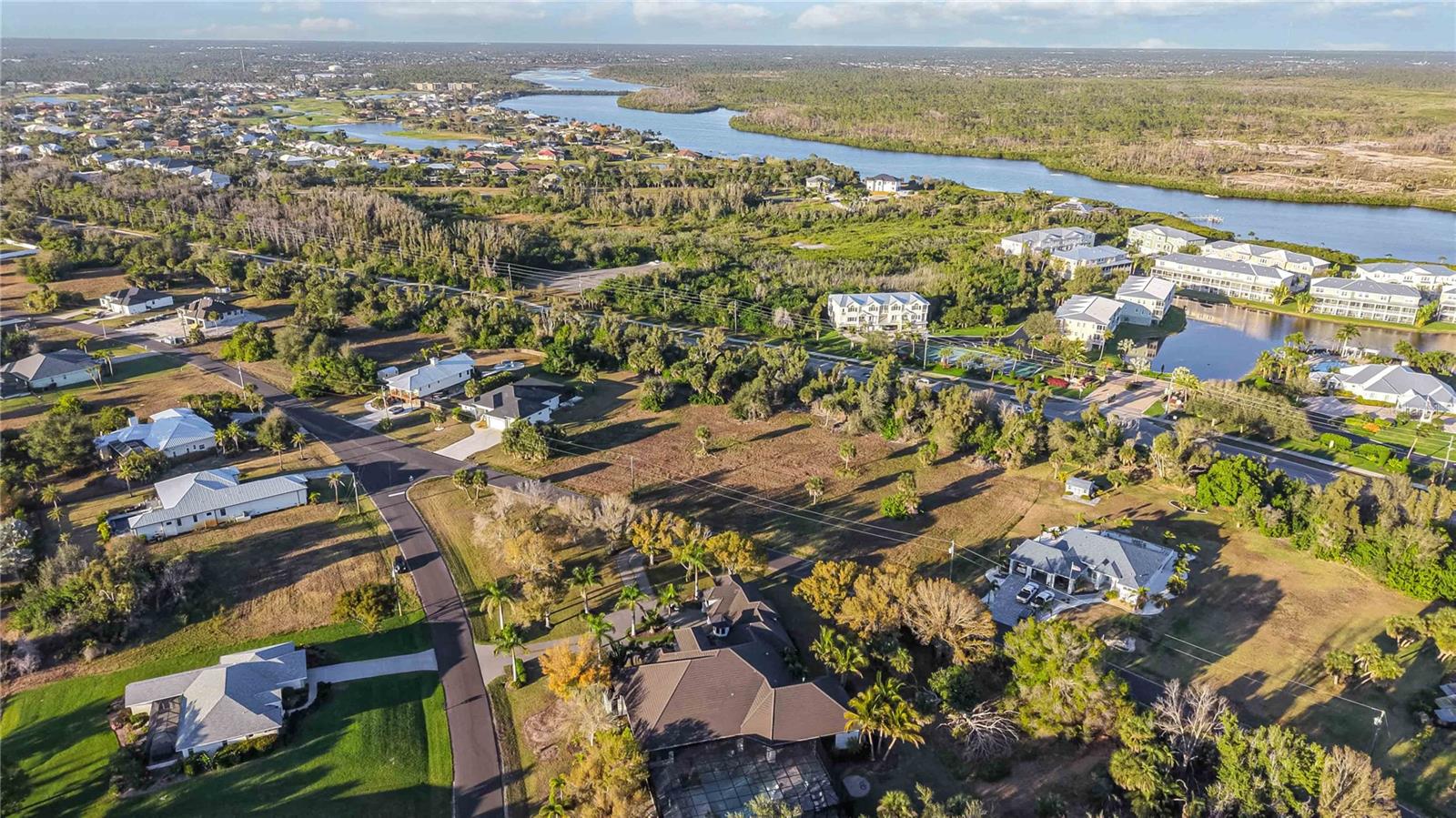 500 Spaniards Rd Property Photo 15