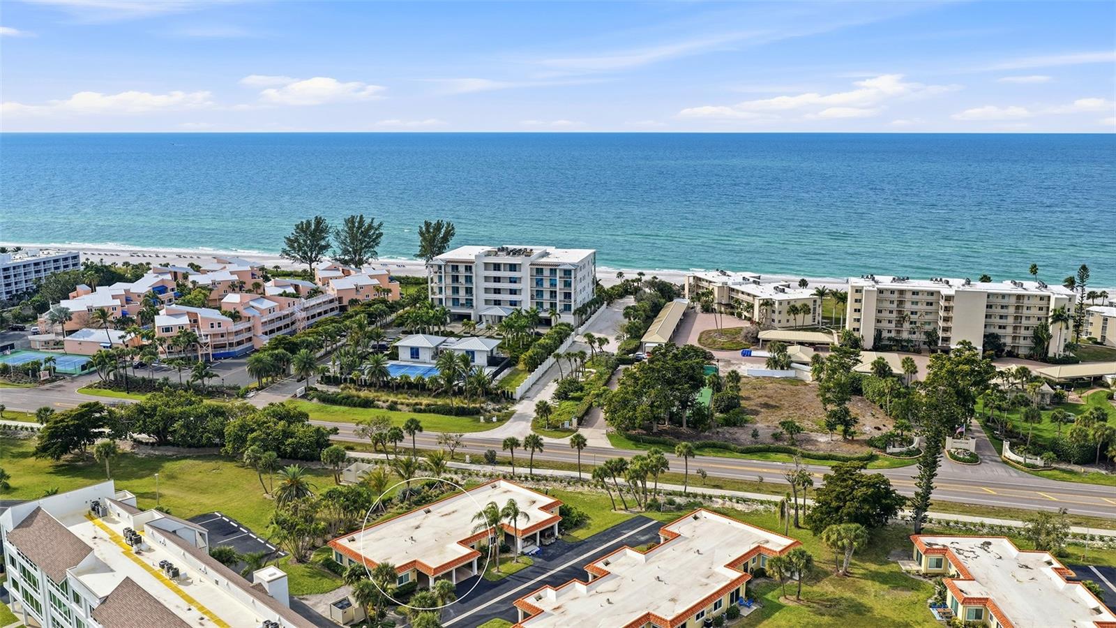 4720 Gulf Of Mexico Dr #villa 2 Property Photo 2
