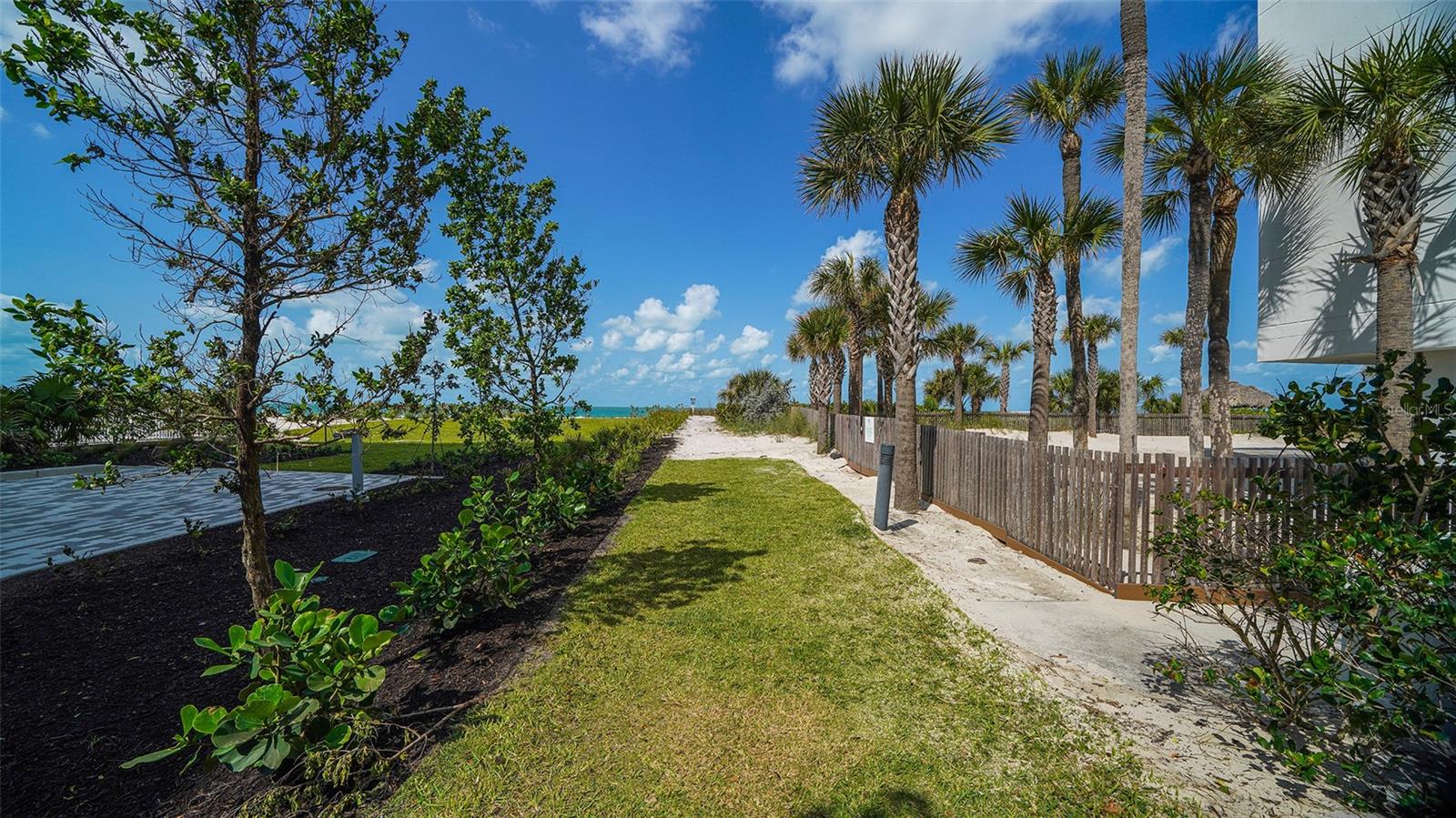 4720 Gulf Of Mexico Dr #villa 2 Property Photo 55