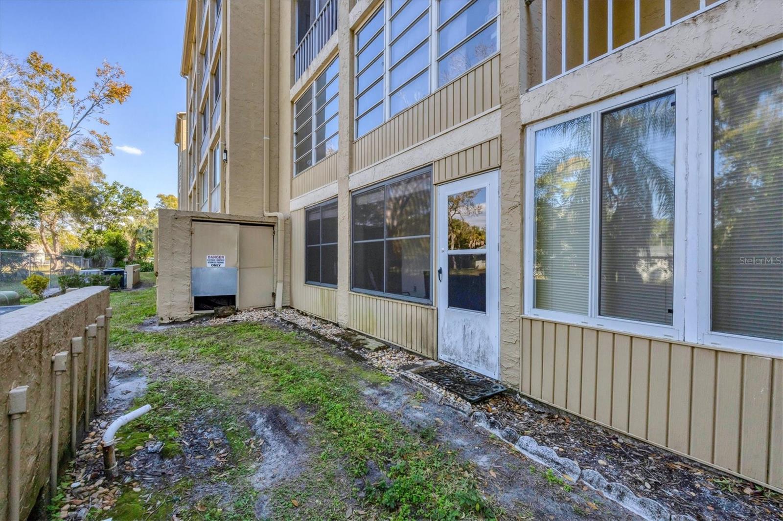 3534 Lake Bayshore Dr #k118 Property Photo 24