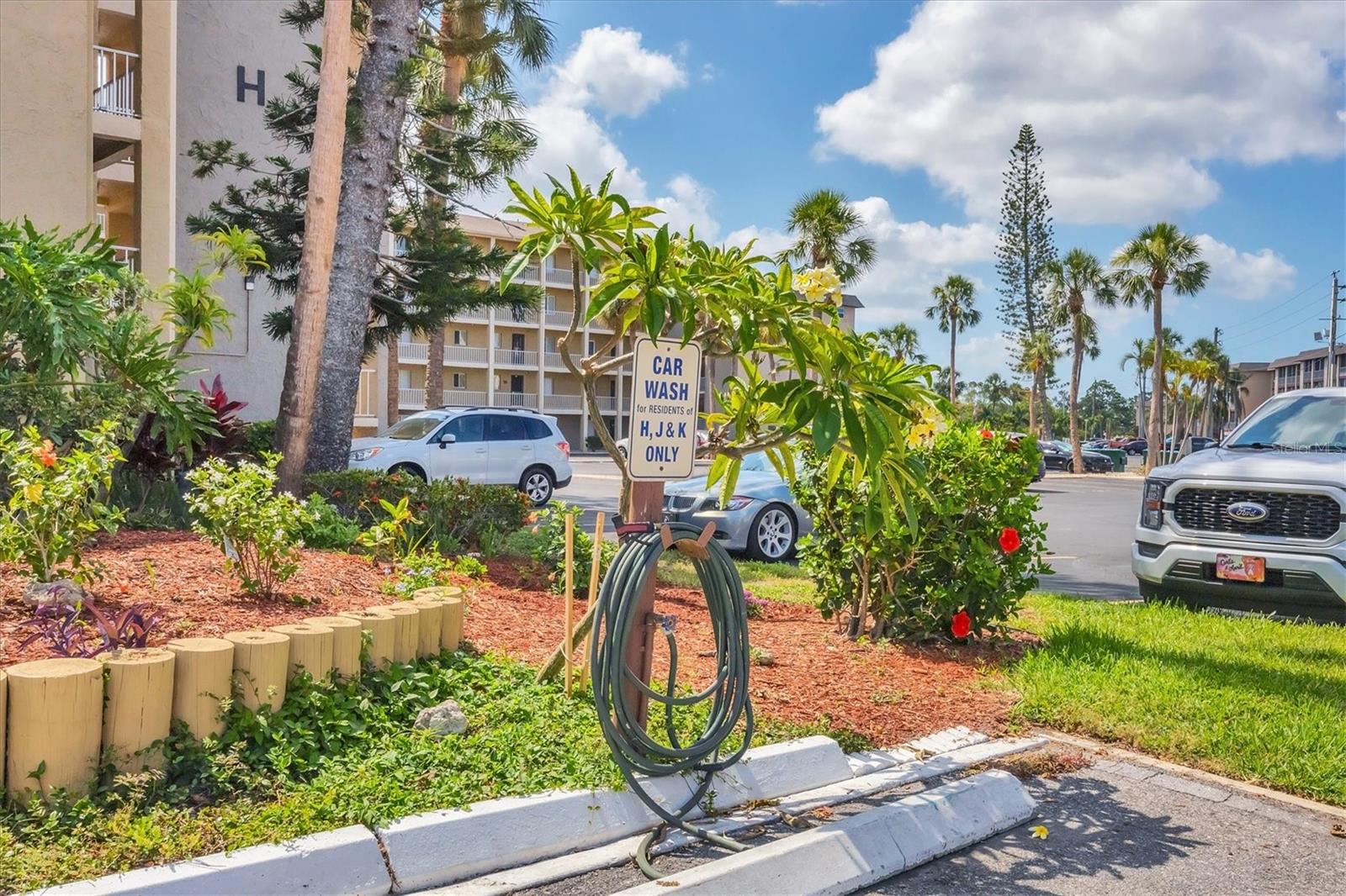 3534 Lake Bayshore Dr #k118 Property Photo 28