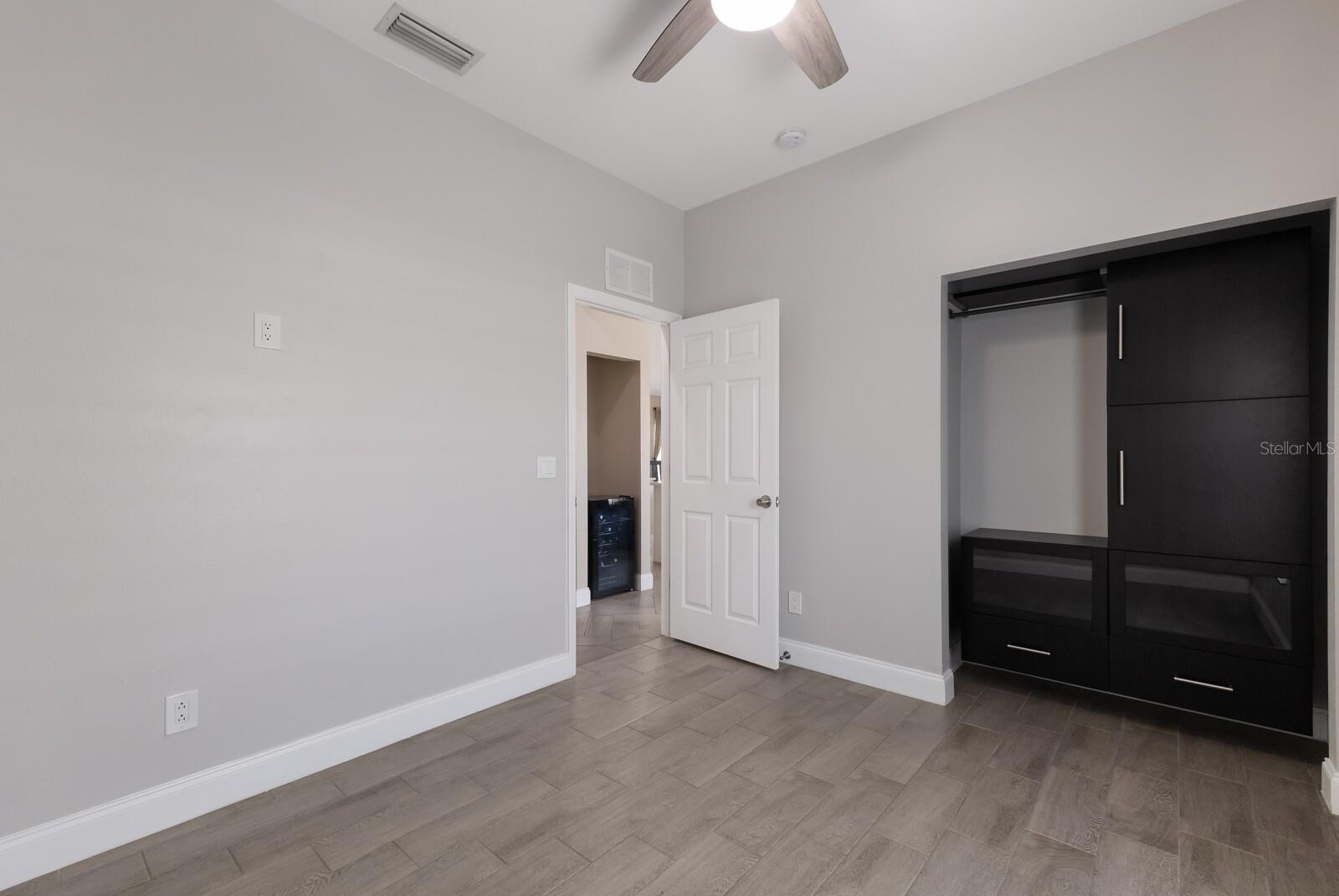 1606 22nd Ave W Property Photo 11