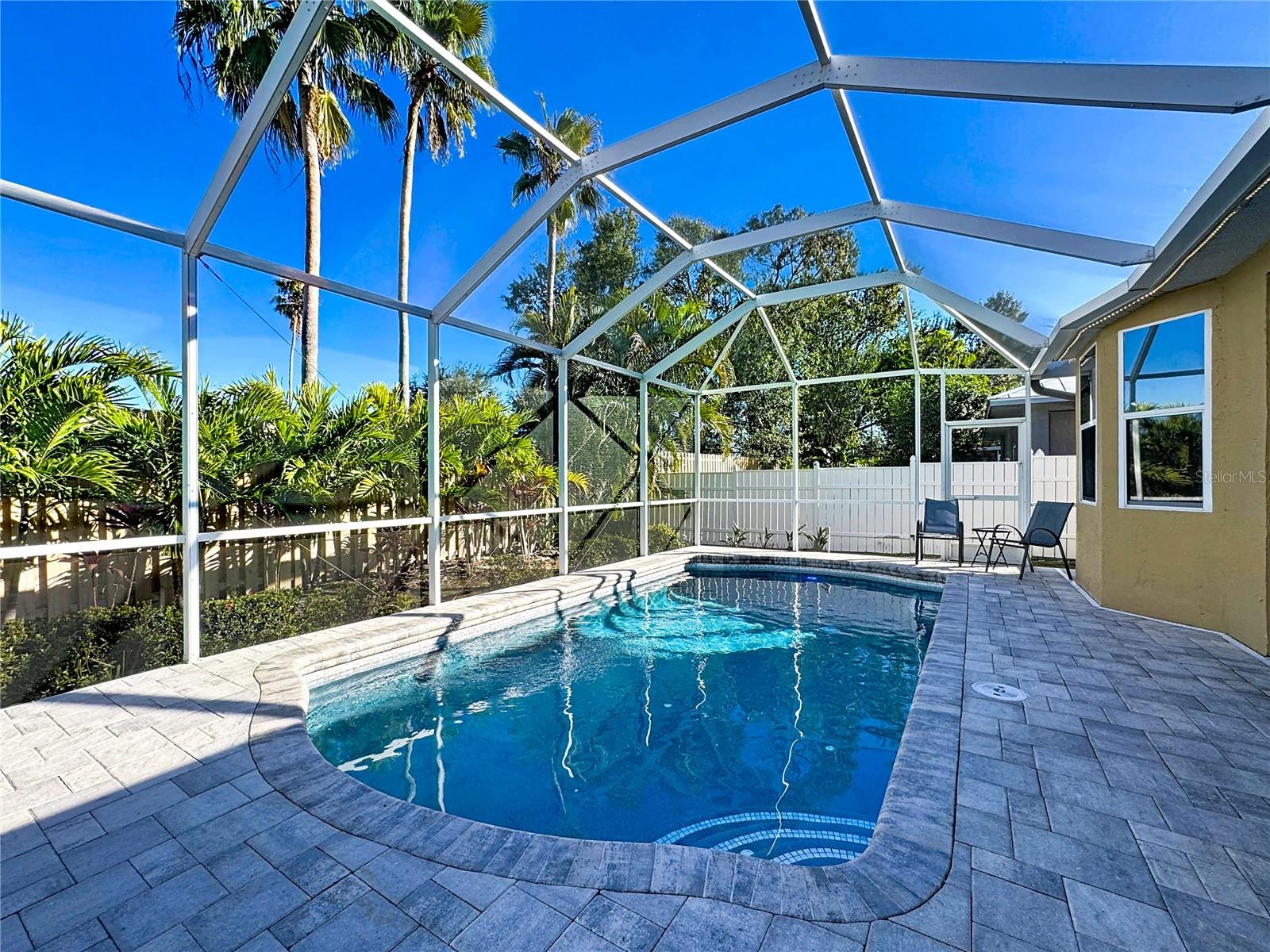 5376 Levi Ln Property Photo 4