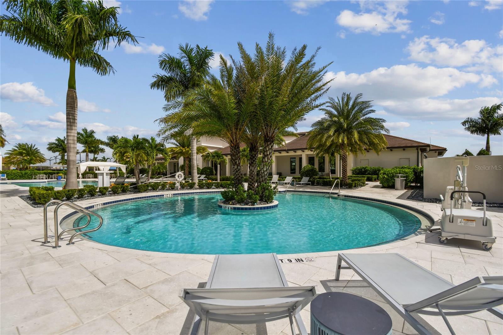 4952 Surfside Cir Property Photo 88