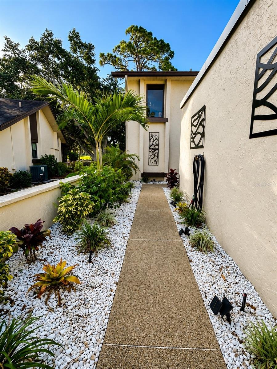 4408 La Jolla Dr #19a Property Photo 4