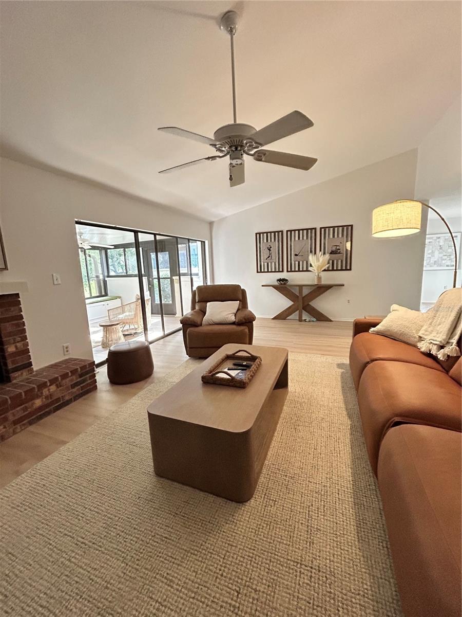 4408 La Jolla Dr #19a Property Photo 22