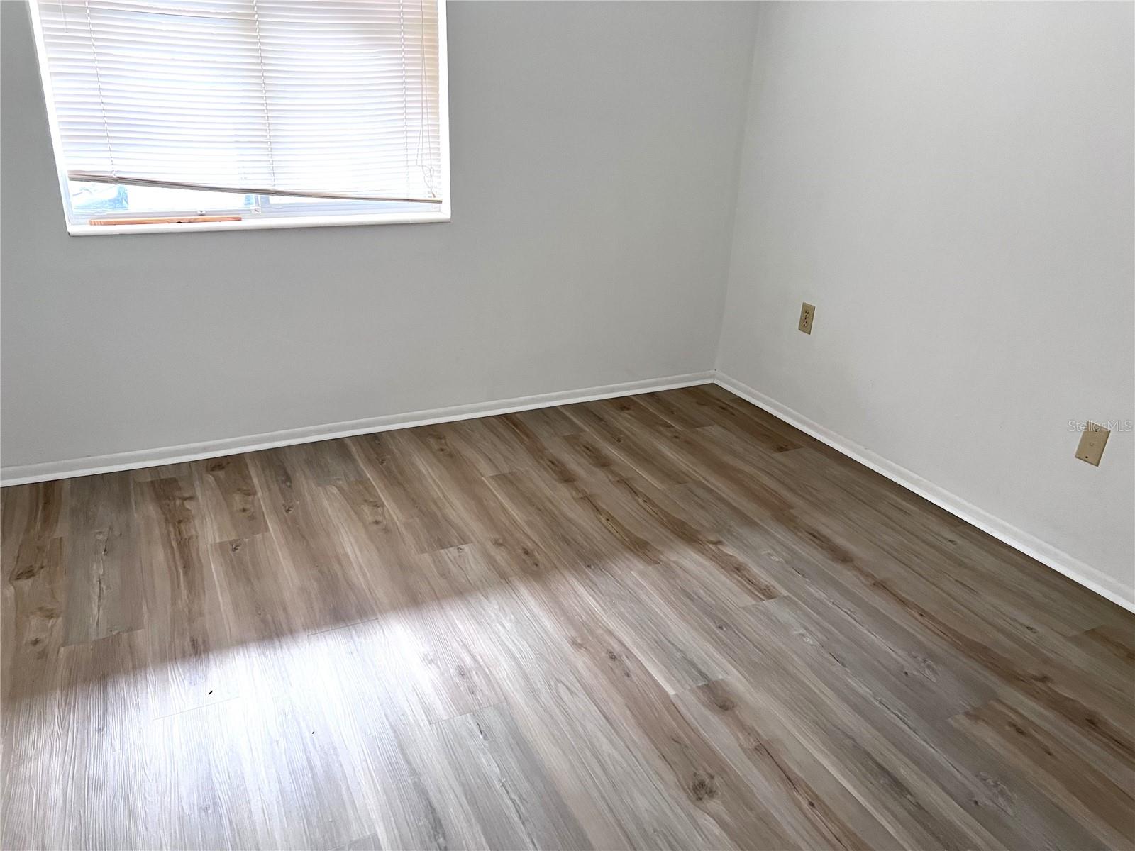 4112 Heron Way #b106 Property Photo 10