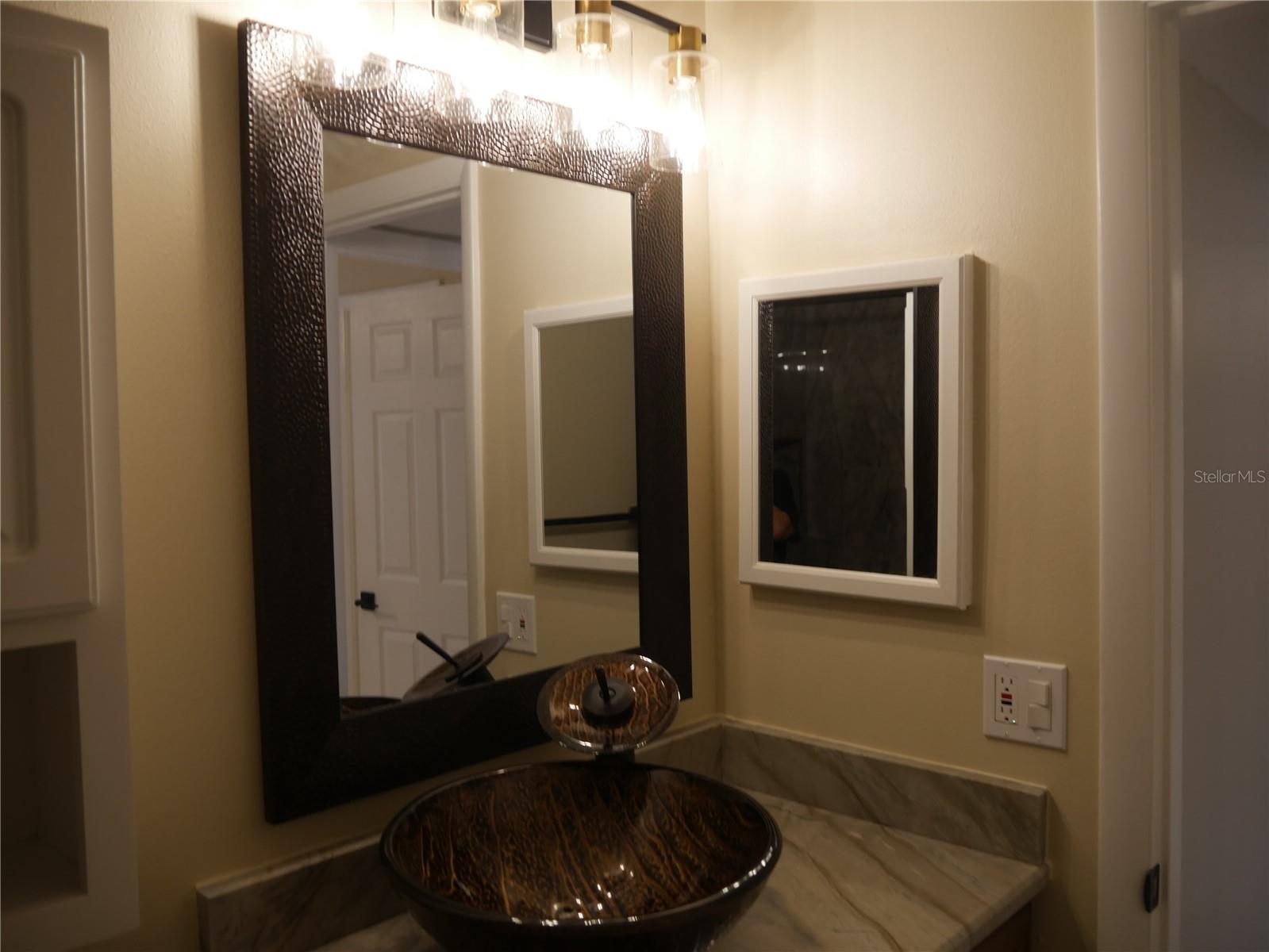 2411 Aspinwall St #2411 Property Photo 10