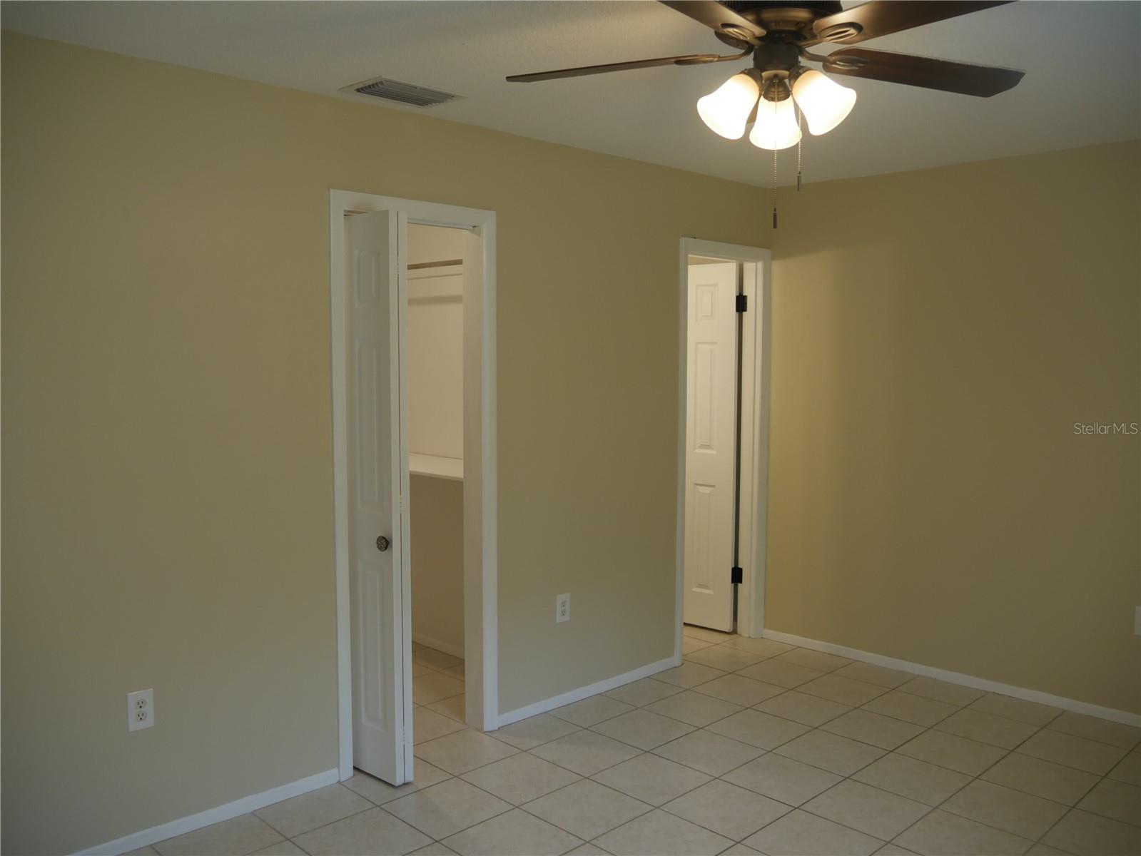 2411 Aspinwall St #2411 Property Photo 14