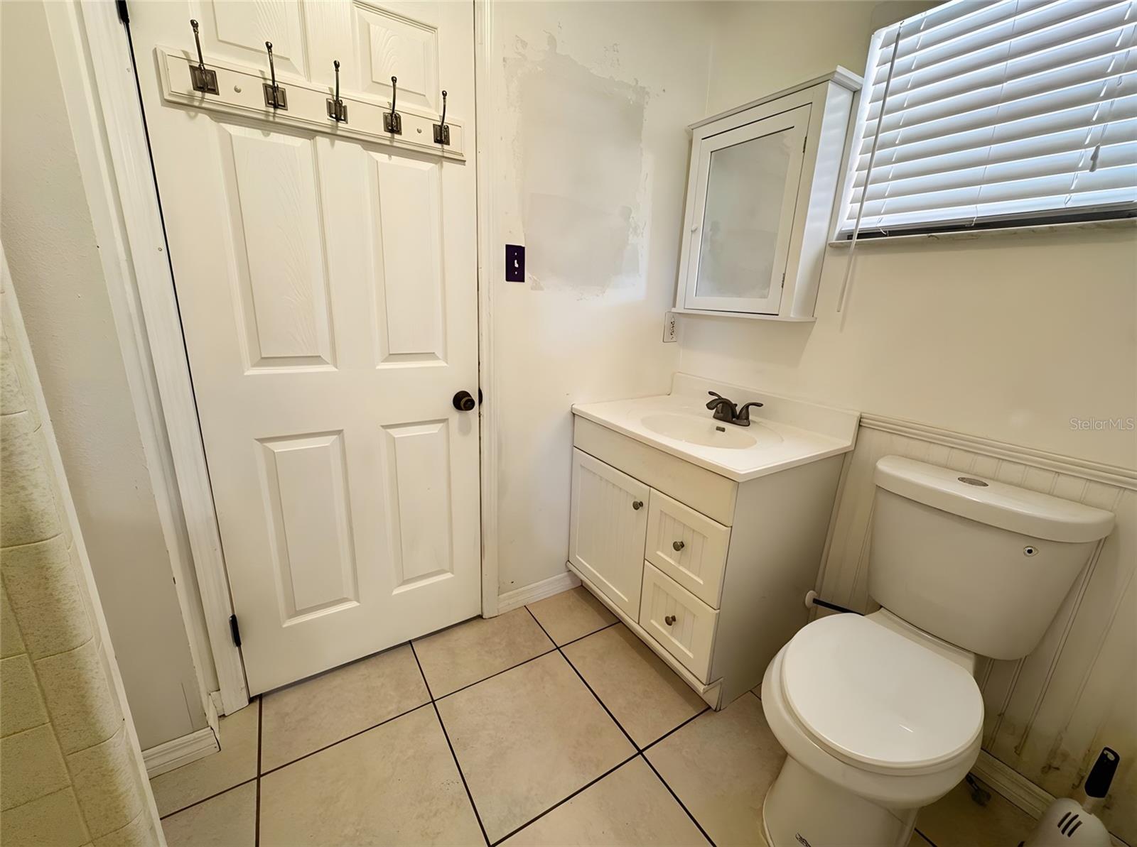 12438 Poem Ave Property Photo 13