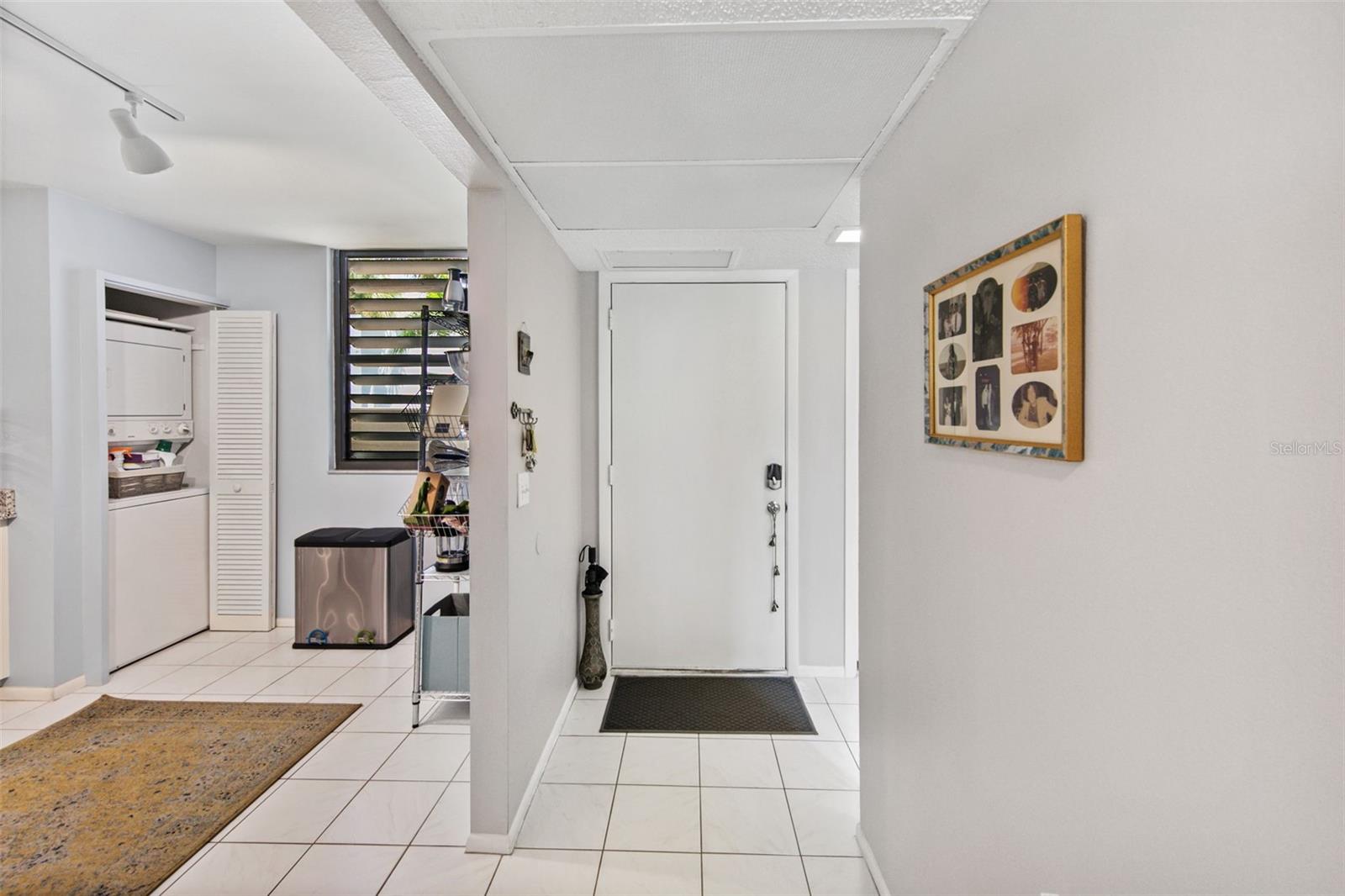 611 Woodlawn Dr #611 Property Photo 10