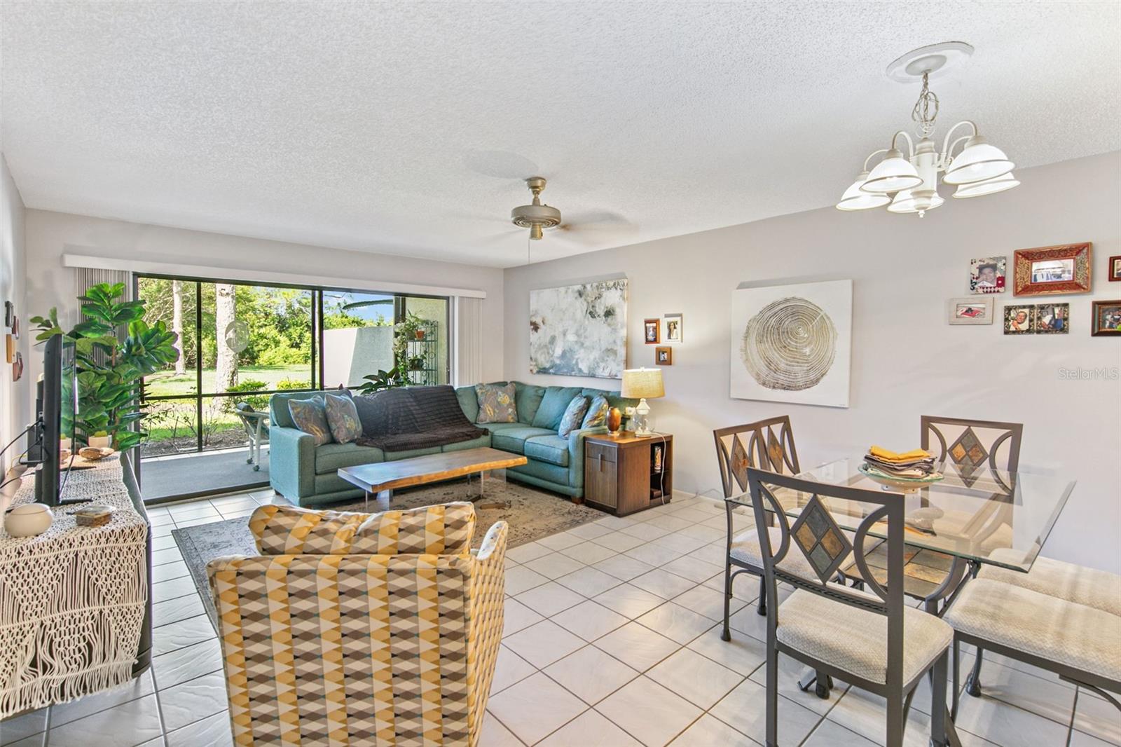 611 Woodlawn Dr #611 Property Photo 11