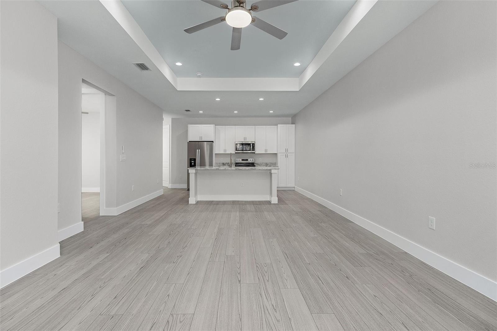 26221 Sandhill Blvd Property Photo 6
