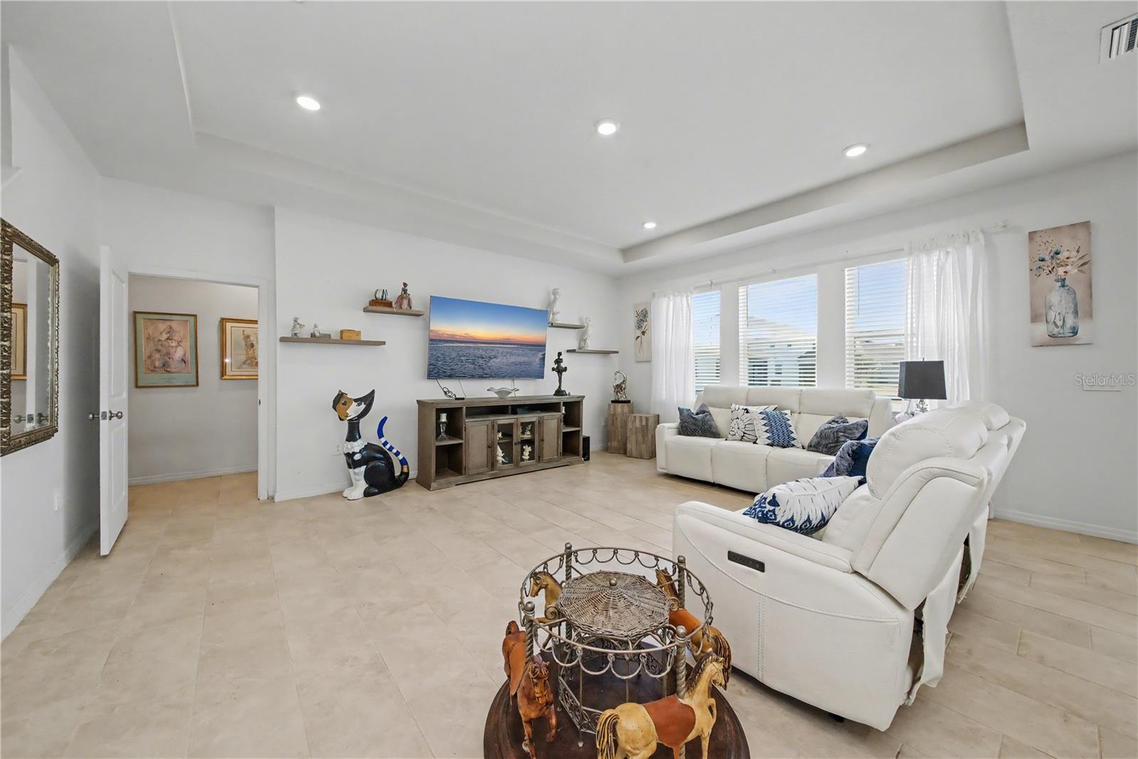 5324 Halewood Ct Property Photo 8