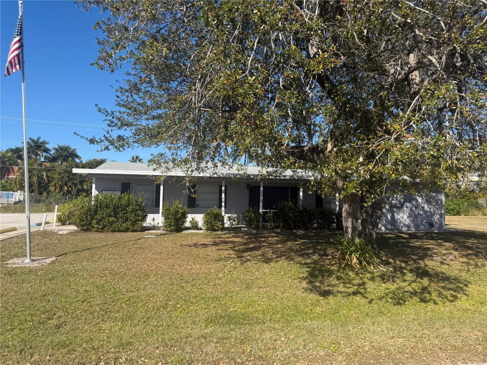2402 Larkspur Drive Property Photo 13