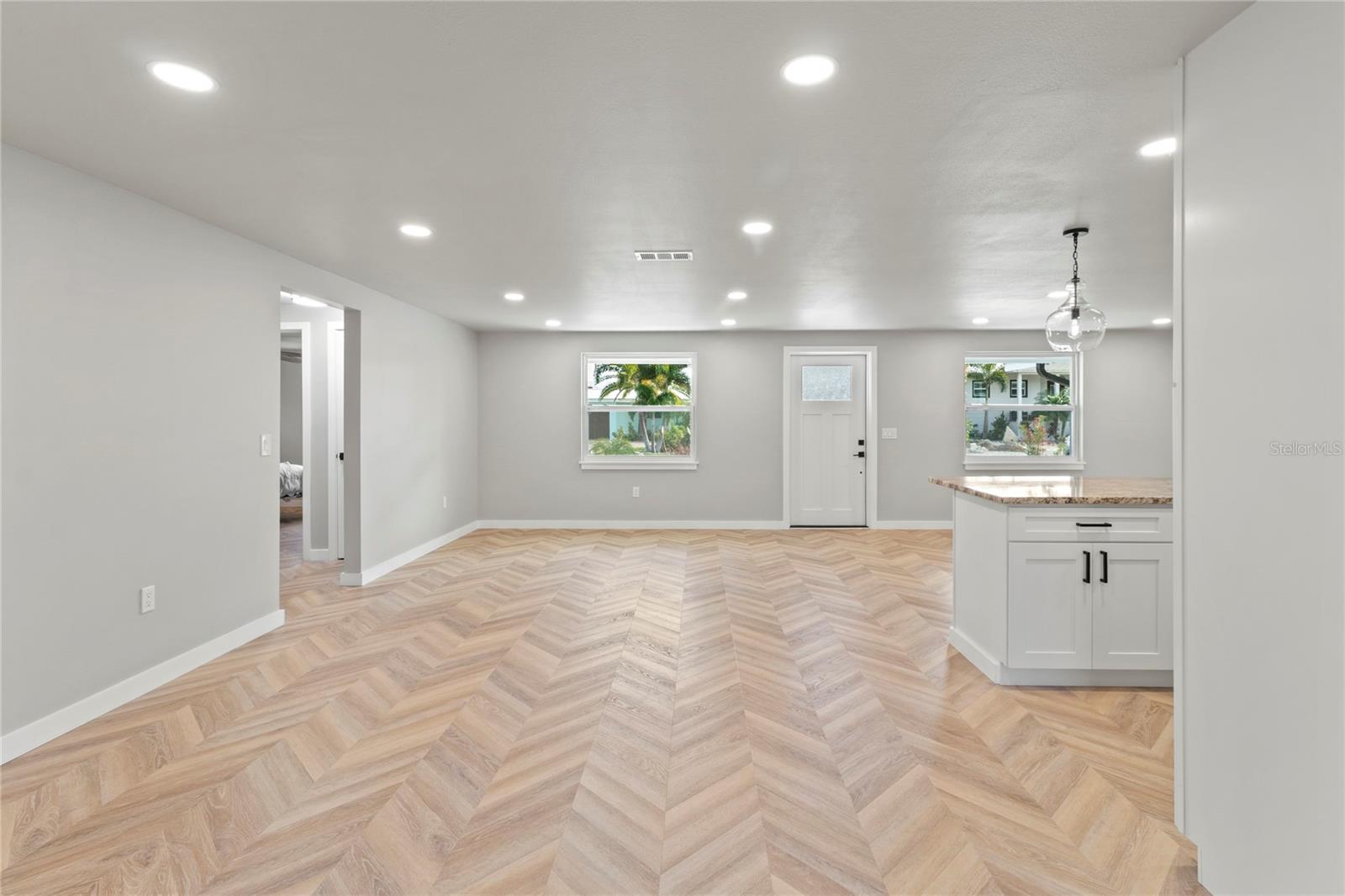 510 69th St Property Photo 13