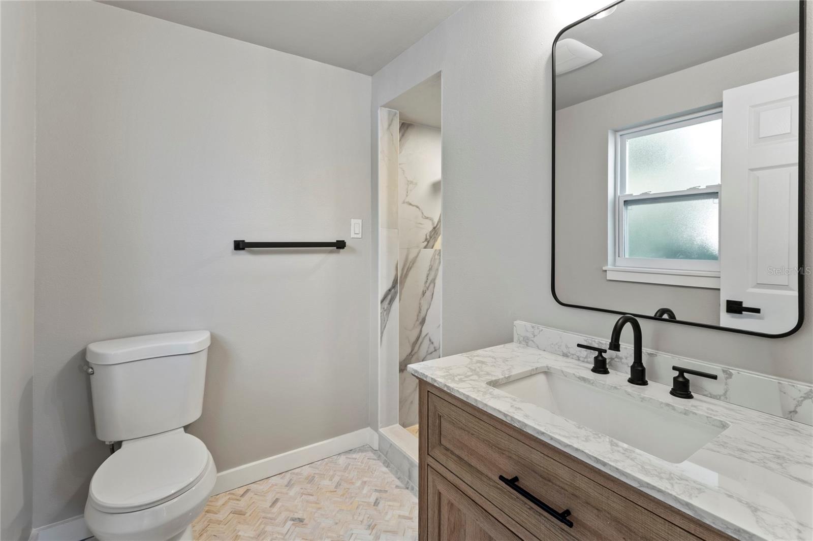 510 69th St Property Photo 25