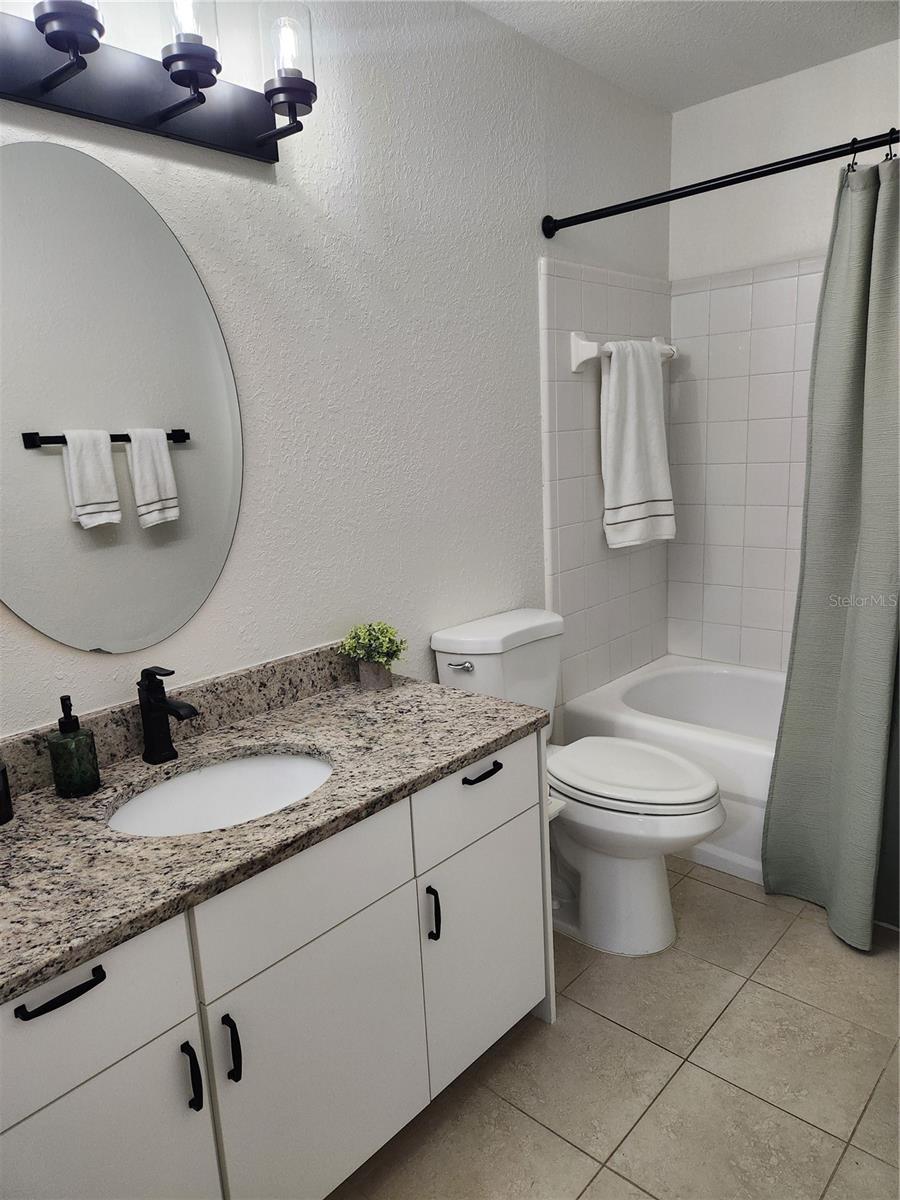 8926 Manor Loop Cir #201 B Property Photo 16