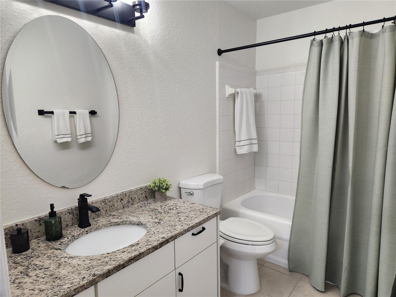 8926 Manor Loop Cir #201 B Property Photo 17