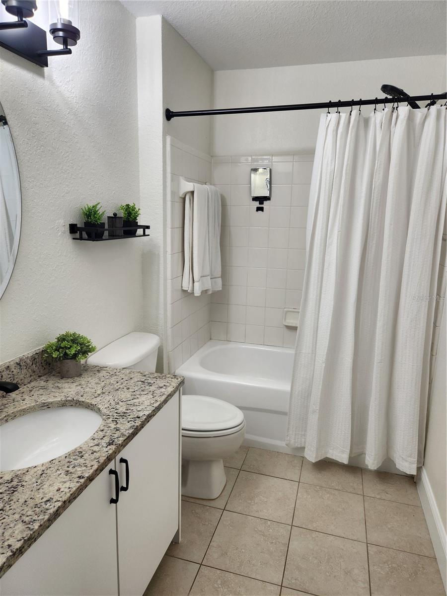 8926 Manor Loop Cir #201 B Property Photo 20