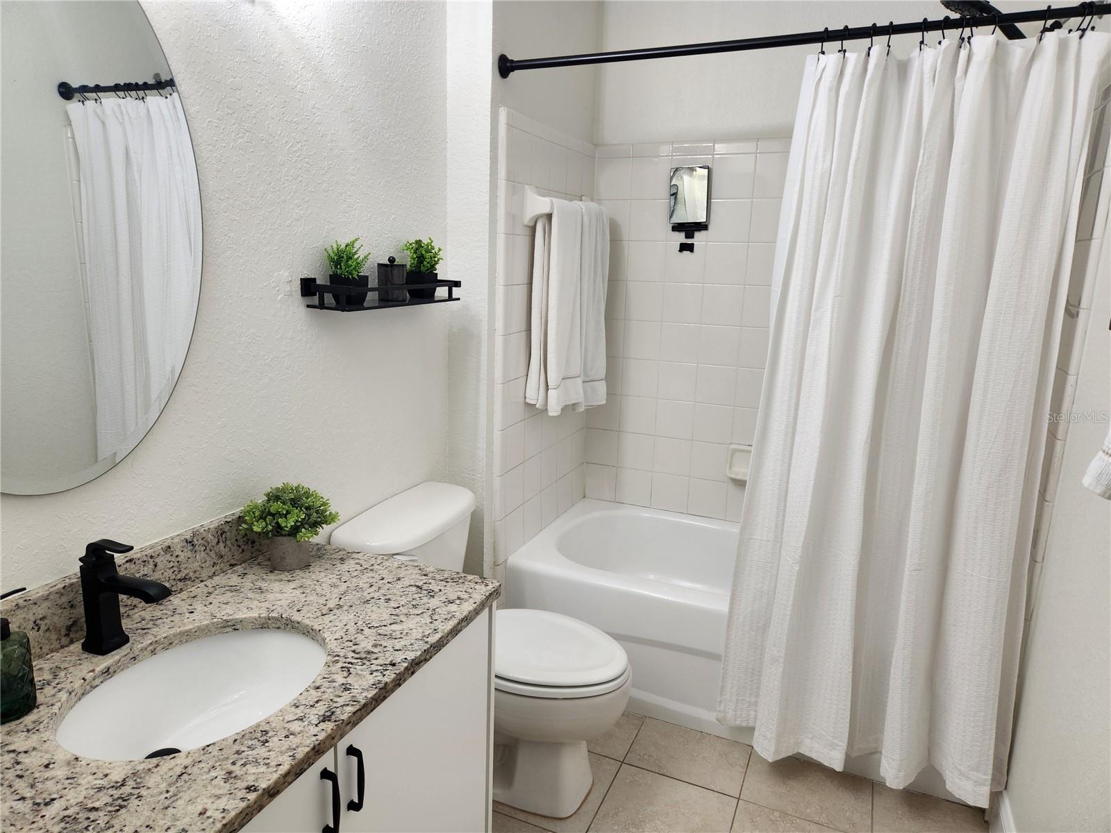 8926 Manor Loop Cir #201 B Property Photo 21