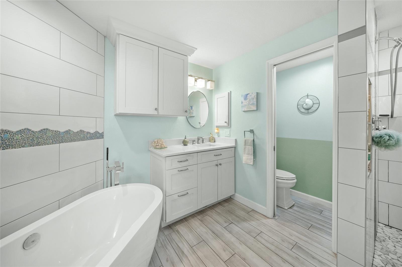 1260 Dolphin Bay Way #403 Property Photo 32