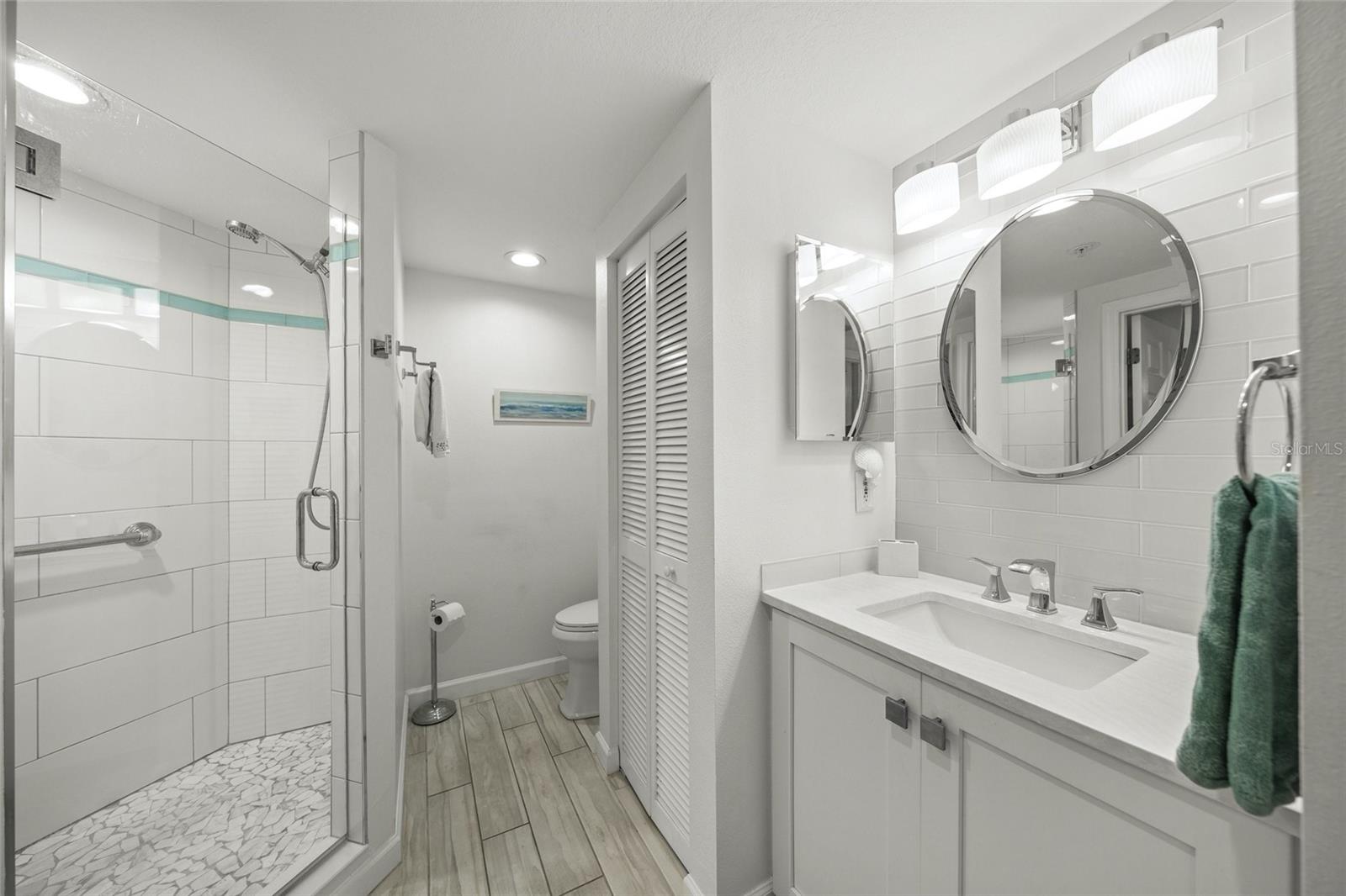 1260 Dolphin Bay Way #403 Property Photo 37