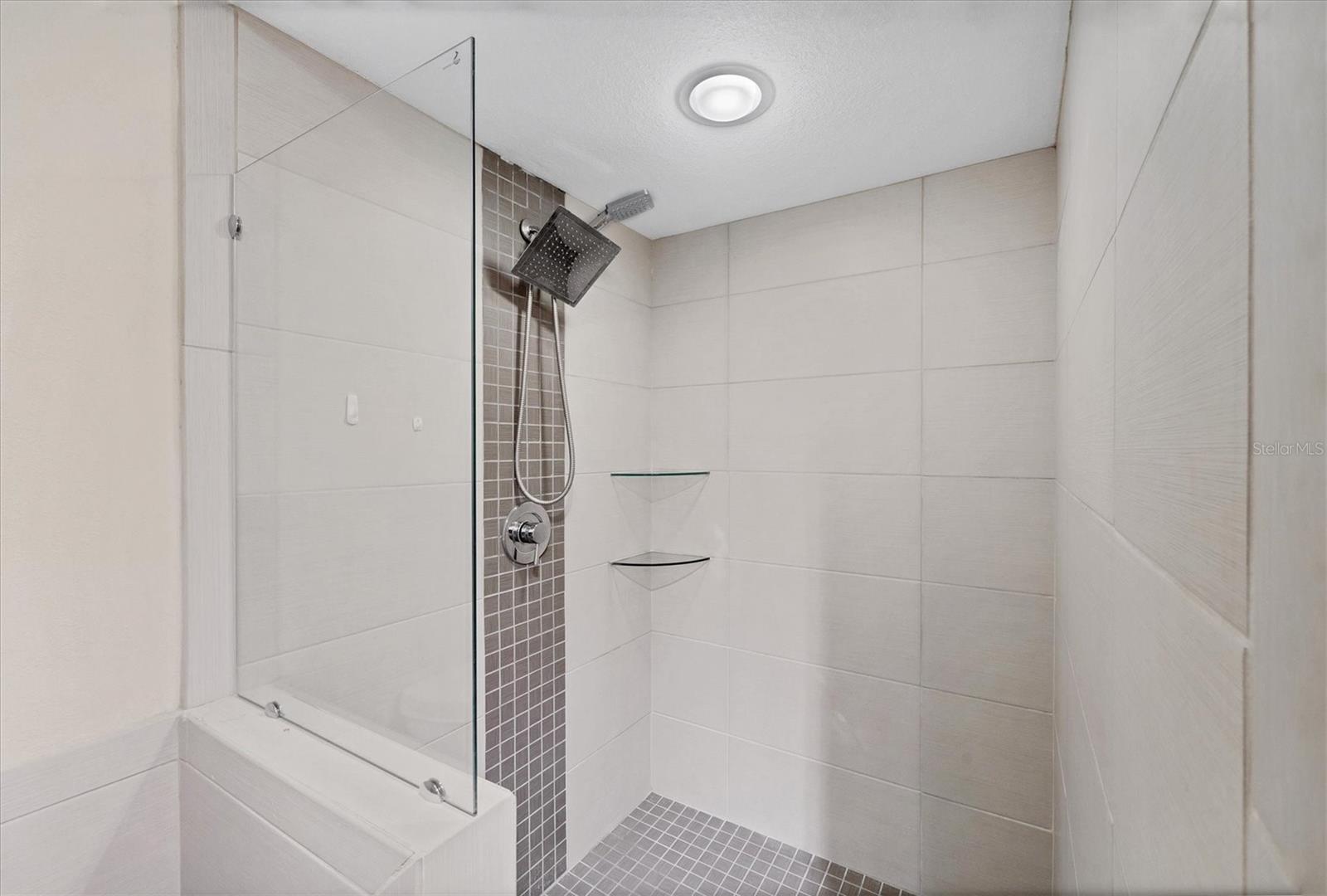 3363 Cross Creek Dr #3363 Property Photo 17