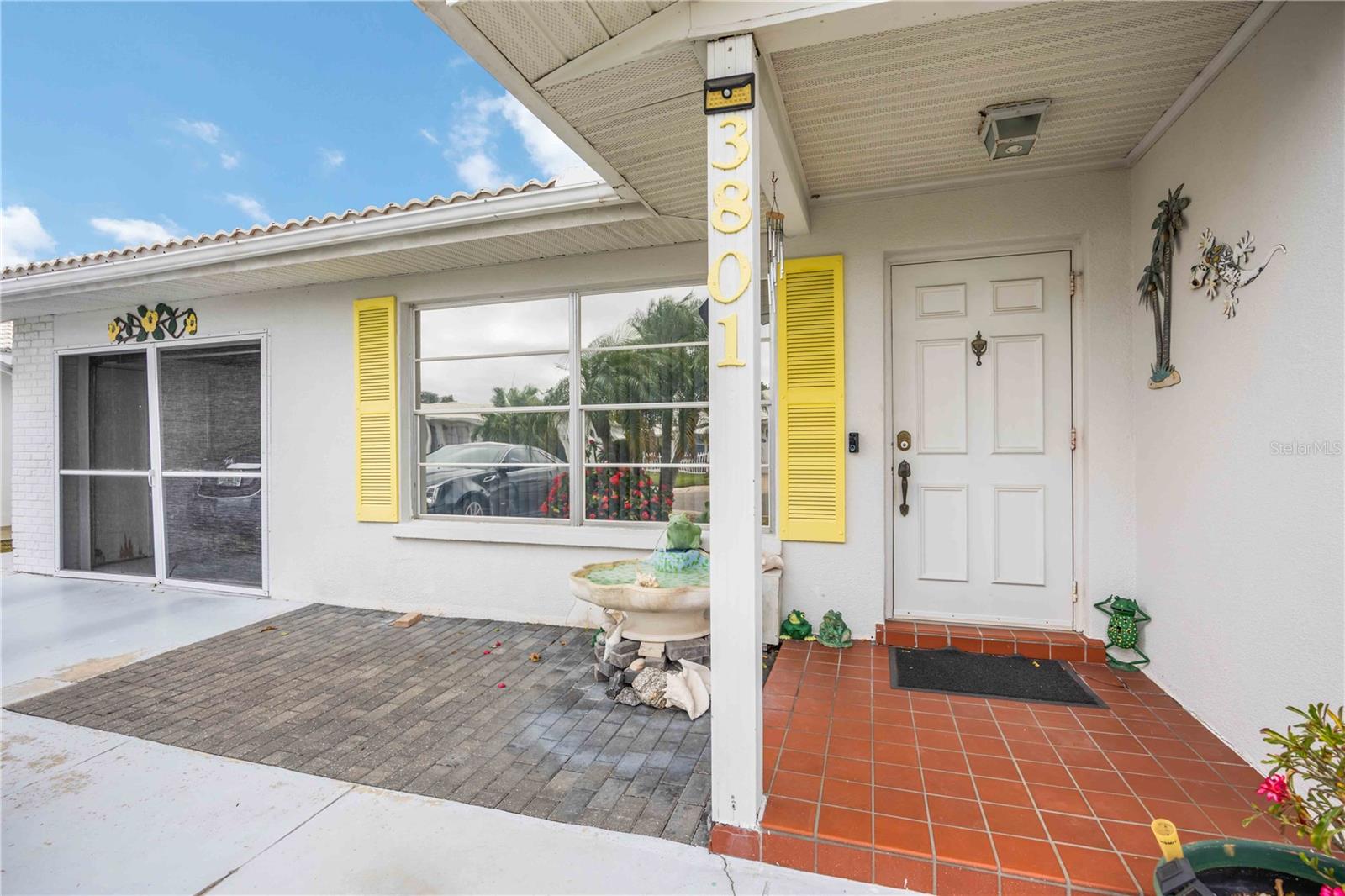 3801 Chinaberry Property Photo 4