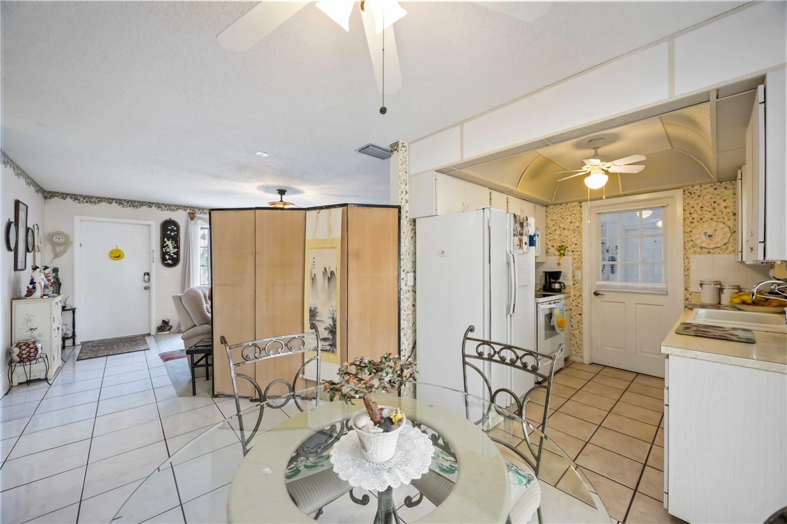 3801 Chinaberry Property Photo 7