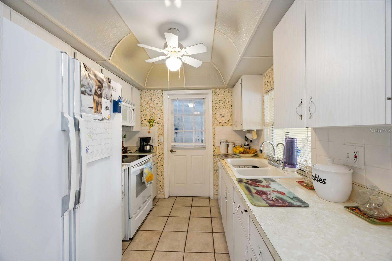 3801 Chinaberry Property Photo 9