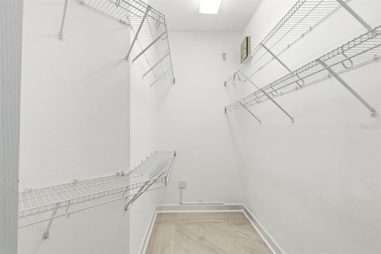 5264 Bouchard Cir #102 Property Photo 11