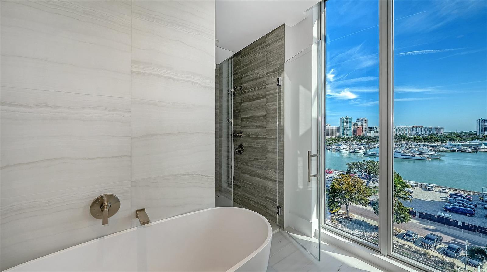 253 Golden Gate Point #703 Property Photo 27